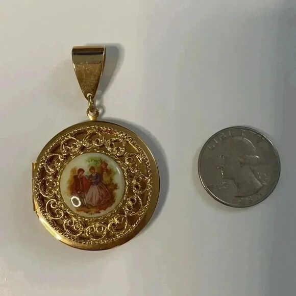Replica Limoges Locket Pendant  - Picture 2 of 6